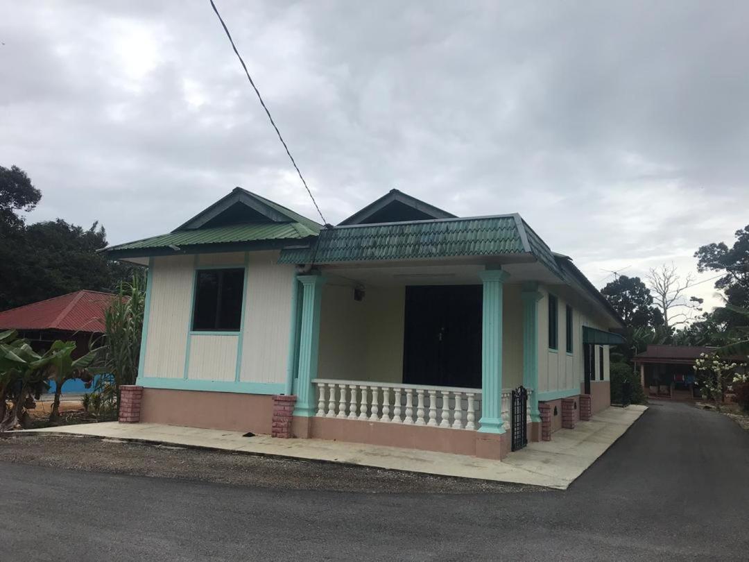 Opro S&S Homestay Pagoh Malay Only ムアル エクステリア 写真
